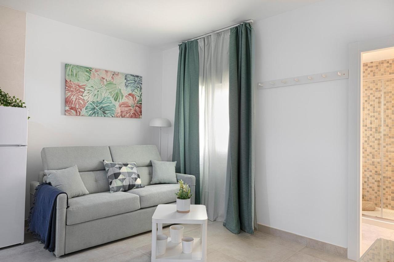 Homeabout Juan De Austria Apartments Malaga Exterior photo