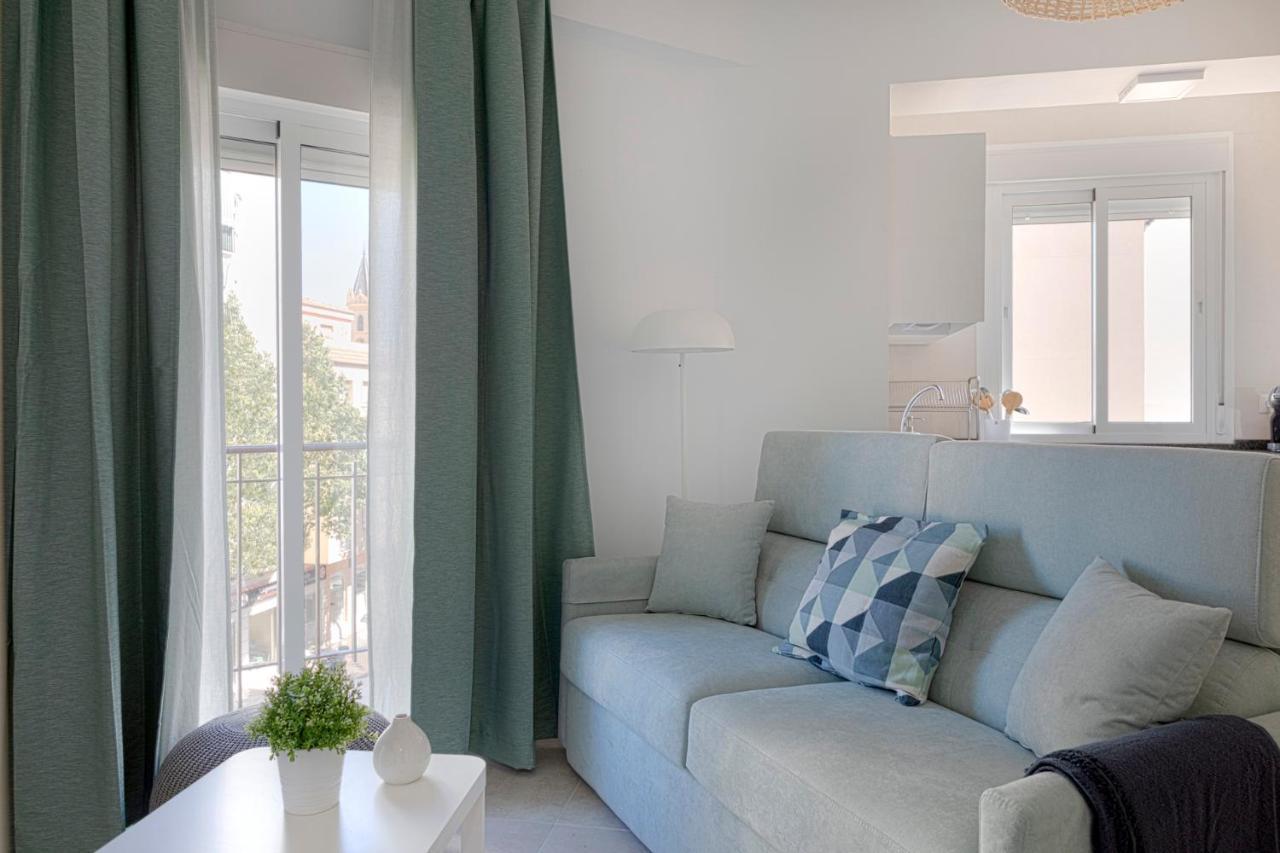 Homeabout Juan De Austria Apartments Malaga Exterior photo